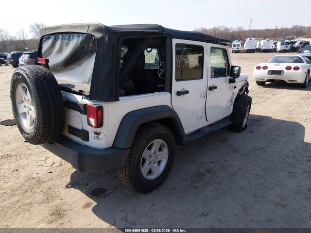 2016 JEEP WRANGLER UNLIMITED 1C4BJWDG5GL126699 Photo 3