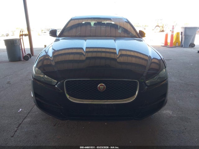 SAJAD4BG6HA950235 Jaguar Xe 25t Premium