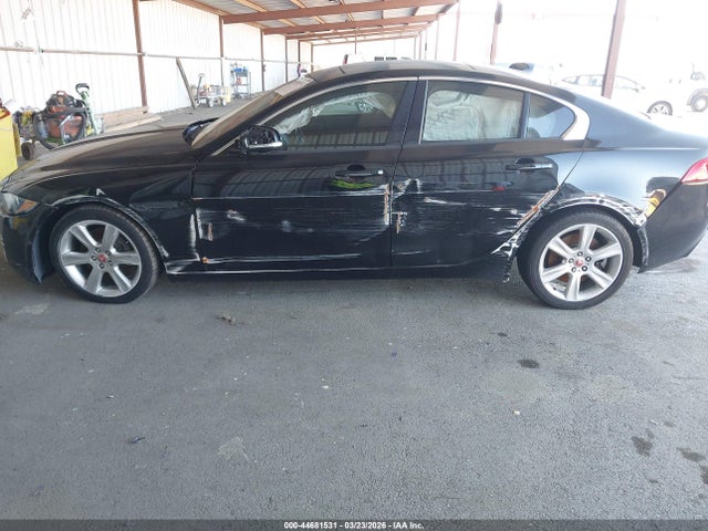 SAJAD4BG6HA950235 Jaguar Xe 25t Premium