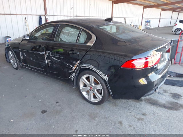 SAJAD4BG6HA950235 Jaguar Xe 25t Premium