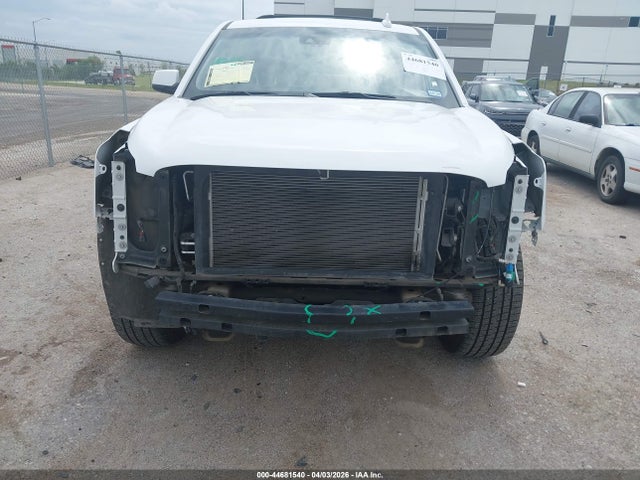 Aukcja sprzedaży 2018 Gmc Yukon Xl Slt, vin: 1GKS2GKC9JR152279, numer aukcji: 44681540