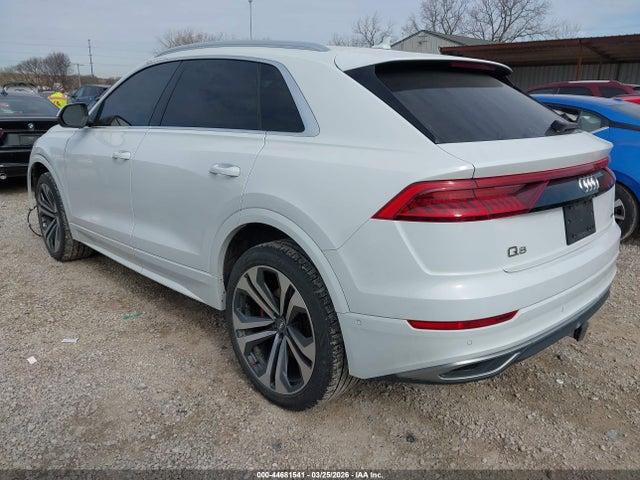 2019 AUDI Q8 WA1CVAF17KD047553 Photo 2