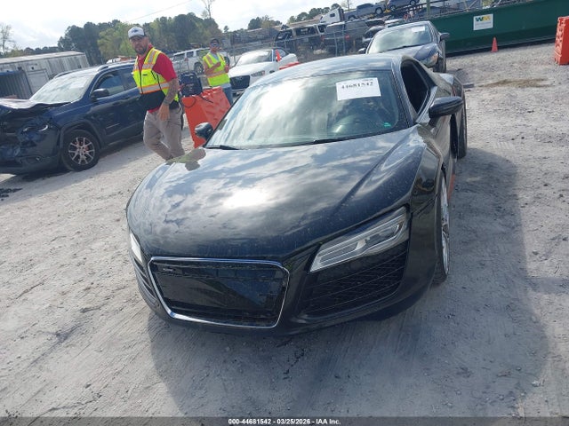 WUAAUAFG4F7001738 Audi R8 4.2