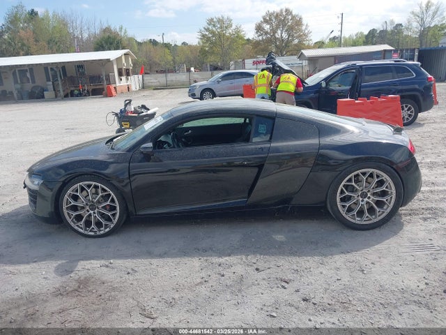 WUAAUAFG4F7001738 Audi R8 4.2