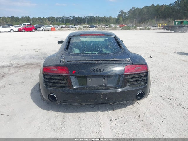 WUAAUAFG4F7001738 Audi R8 4.2