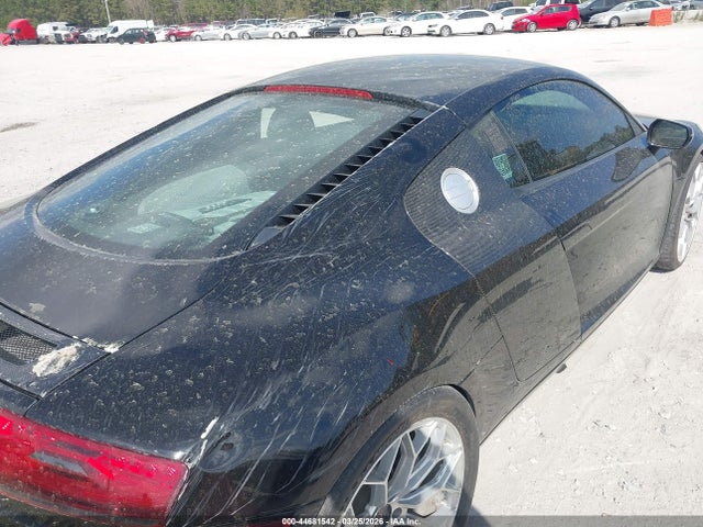 WUAAUAFG4F7001738 Audi R8 4.2