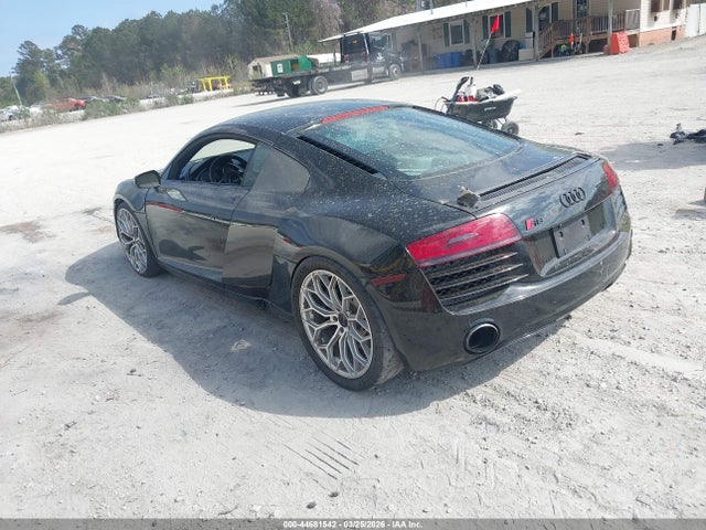 WUAAUAFG4F7001738 Audi R8 4.2
