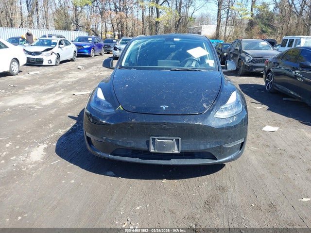 Продажа на аукционе авто 2023 Tesla Model Y Awd/long Range Dual Motor All-wheel Drive, vin: 7SAYGDEE0PF756842, номер лота: 44681552