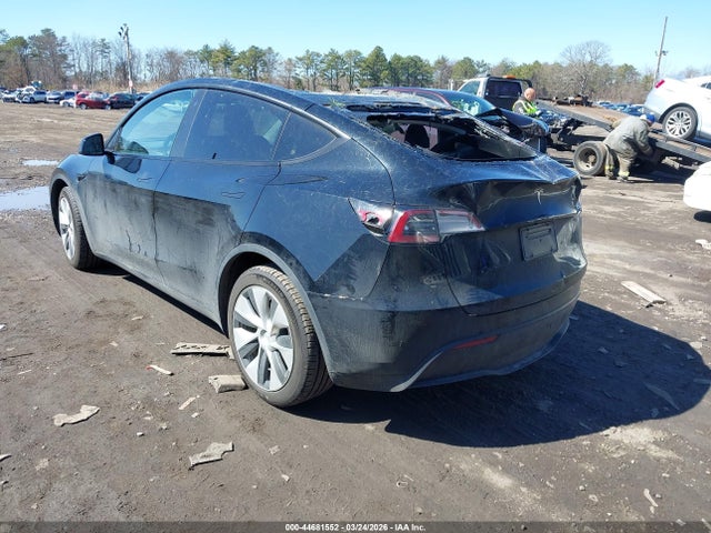 Продажа на аукционе авто 2023 Tesla Model Y Awd/long Range Dual Motor All-wheel Drive, vin: 7SAYGDEE0PF756842, номер лота: 44681552