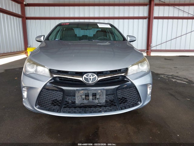 4T1BF1FK3HU781764 Toyota CAMRY SE