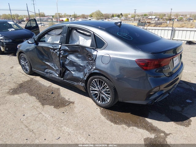 3KPF54AD3PE670891 KIA Forte Gt-line