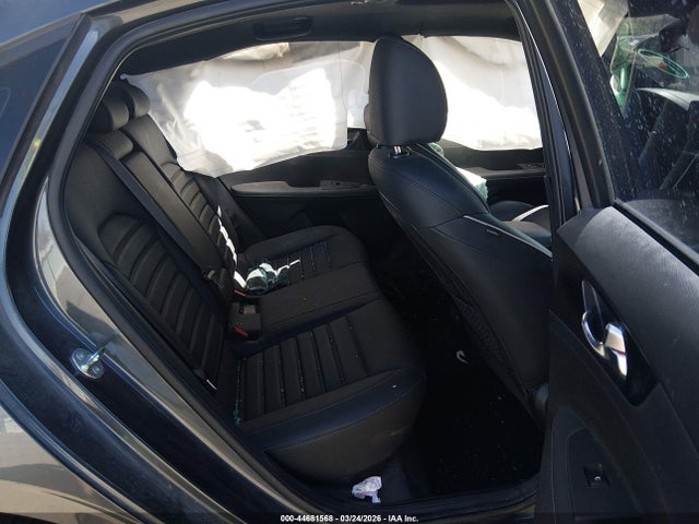 3KPF54AD3PE670891 KIA Forte Gt-line