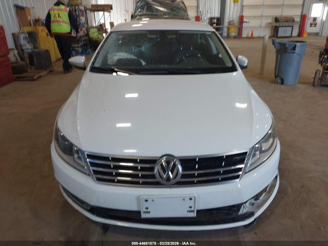 Продаж на аукціоні авто 2015 Volkswagen Cc 2.0t Sport, vin: WVWBP7AN3FE820589, номер лоту: 44681578