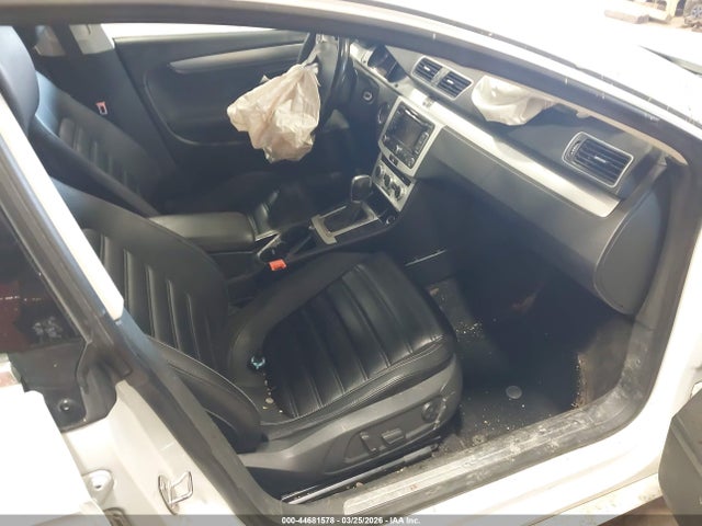 Продаж на аукціоні авто 2015 Volkswagen Cc 2.0t Sport, vin: WVWBP7AN3FE820589, номер лоту: 44681578