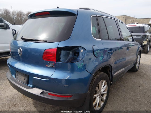 2017 Volkswagen Tiguan 2.0t Wolfsburg Edition მანქანა იყიდება აუქციონზე, vin: WVGSV7AXXHK010352, აუქციონის ნომერი: 44681607