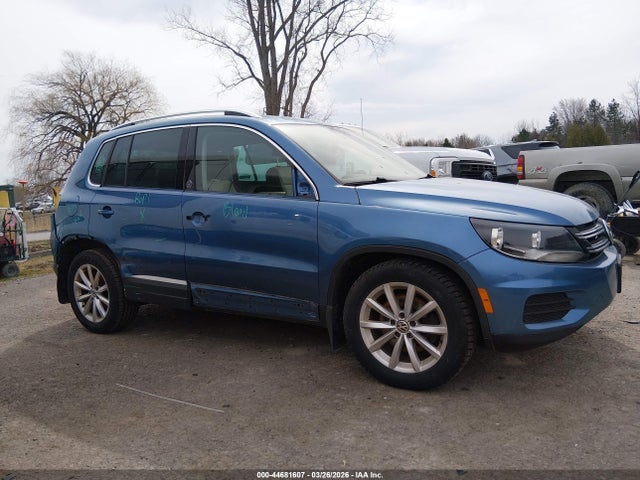 2017 Volkswagen Tiguan 2.0t Wolfsburg Edition მანქანა იყიდება აუქციონზე, vin: WVGSV7AXXHK010352, აუქციონის ნომერი: 44681607