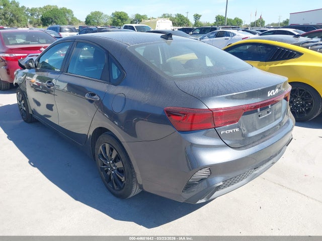 44681642 :رقم المزاد ، 3KPF24AD2PE621478 vin ، 2023 Kia Forte Lxs مزاد بيع