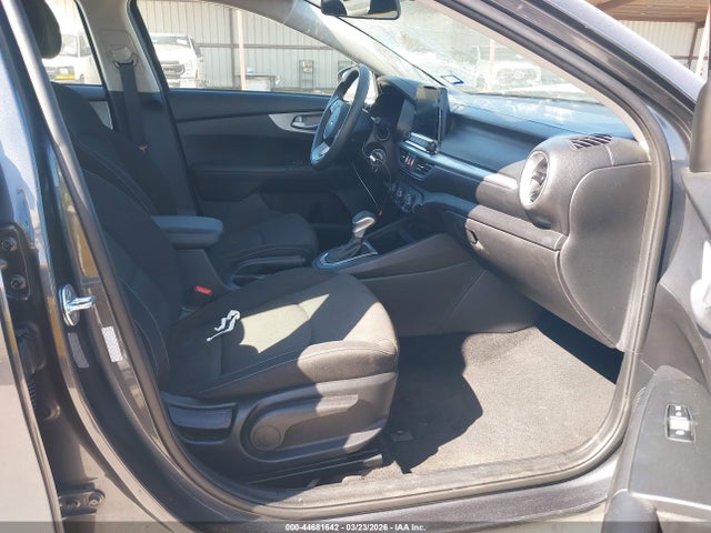 44681642 :رقم المزاد ، 3KPF24AD2PE621478 vin ، 2023 Kia Forte Lxs مزاد بيع