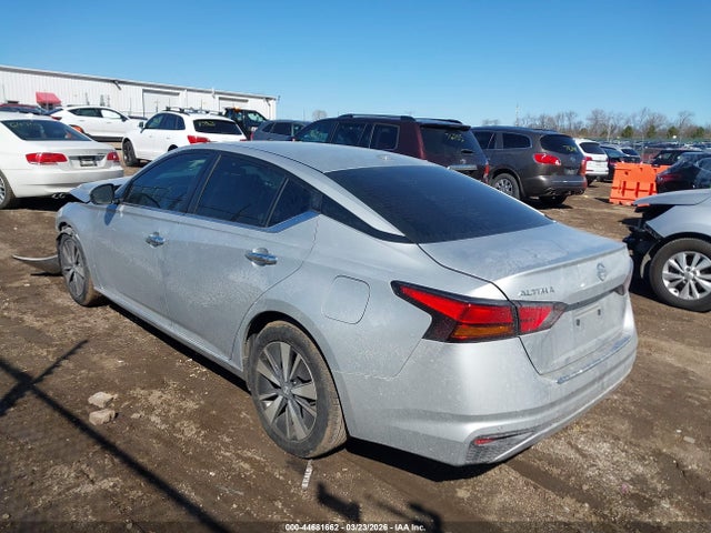 Продажа на аукционе авто 2022 Nissan Altima Sv Fwd, vin: 1N4BL4DV8NN410414, номер лота: 44681662