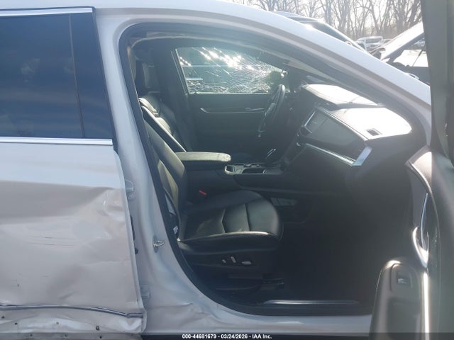 44681679 :رقم المزاد ، 1GYKNCRS5SZ121972 vin ، 2025 Cadillac Xt5 Fwd Premium Luxury مزاد بيع