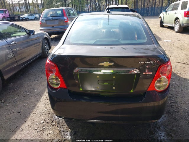 44681688 :رقم المزاد ، 1G1JC5SB4G4116661 vin ، 2016 Chevrolet Sonic Lt Auto مزاد بيع