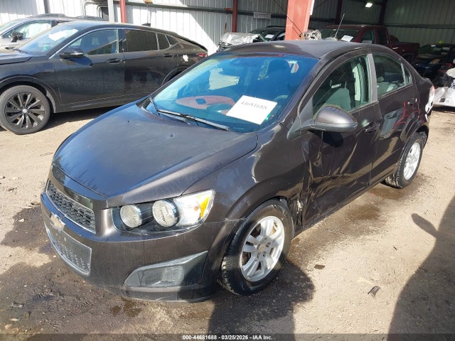 44681688 :رقم المزاد ، 1G1JC5SB4G4116661 vin ، 2016 Chevrolet Sonic Lt Auto مزاد بيع