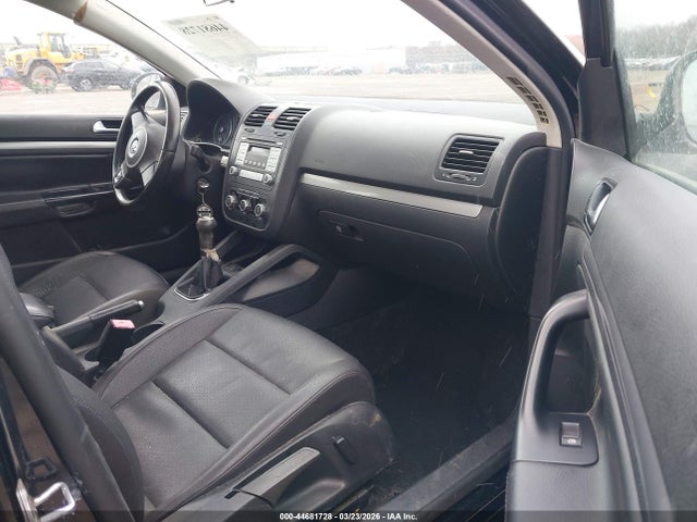 2010 VOLKSWAGEN JETTA 3VWRZ7AJ6AM111421 Photo 4