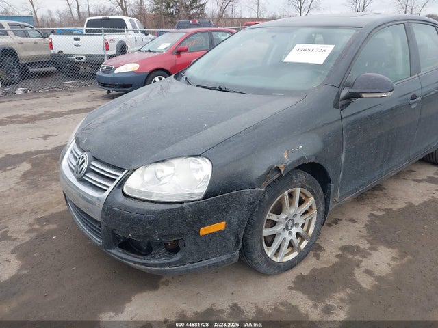 2010 VOLKSWAGEN JETTA 3VWRZ7AJ6AM111421 Photo 5