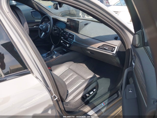 WBA53BJ09NWX58458 BMW 540 I