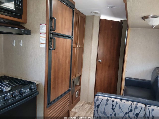 4YDT25128HT414977 Keystone Rv Other