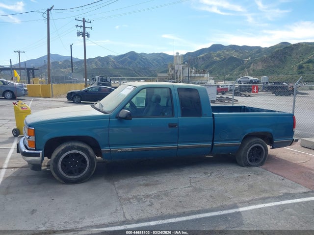 1997 Chevrolet C1500 Fleetside მანქანა იყიდება აუქციონზე, vin: 2GCEC19M7V1172305, აუქციონის ნომერი: 44681803