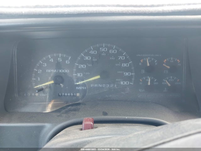 1997 Chevrolet C1500 Fleetside მანქანა იყიდება აუქციონზე, vin: 2GCEC19M7V1172305, აუქციონის ნომერი: 44681803