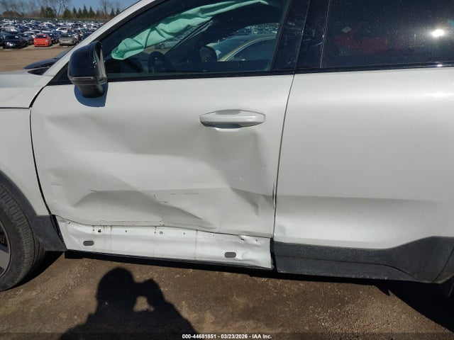 Продаж на аукціоні авто 2023 Volvo C40 Recharge Pure Electric Twin Plus, vin: YV4ED3GL4P2064288, номер лоту: 44681851
