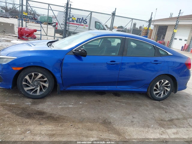 Aukcja sprzedaży 2018 Honda Civic Ex, vin: 19XFC2F78JE035086, numer aukcji: 44681868