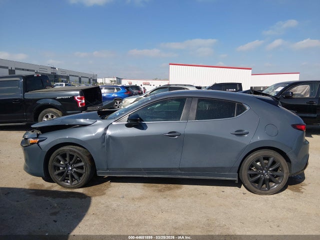 Продаж на аукціоні авто 2023 Mazda Mazda3 2.5 S Carbon Edition, vin: JM1BPBLM6P1619074, номер лоту: 44681899