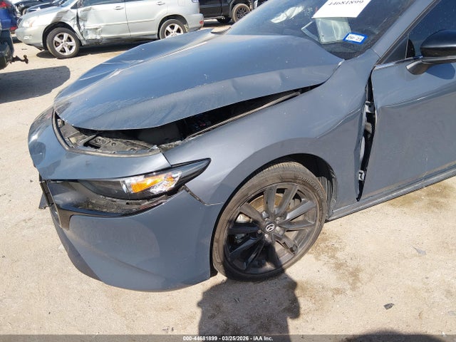 Продаж на аукціоні авто 2023 Mazda Mazda3 2.5 S Carbon Edition, vin: JM1BPBLM6P1619074, номер лоту: 44681899