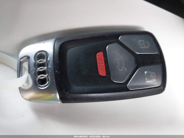 44681902 :رقم المزاد ، WAUKMAF41JA194530 vin ، 2018 Audi A4 2.0t Tech Ultra Premium/2.0t Ultra Premium مزاد بيع