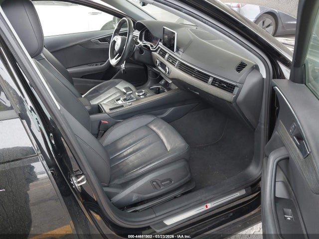 44681902 :رقم المزاد ، WAUKMAF41JA194530 vin ، 2018 Audi A4 2.0t Tech Ultra Premium/2.0t Ultra Premium مزاد بيع