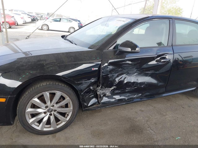 44681902 :رقم المزاد ، WAUKMAF41JA194530 vin ، 2018 Audi A4 2.0t Tech Ultra Premium/2.0t Ultra Premium مزاد بيع
