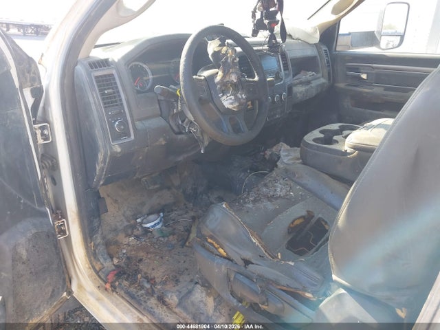 3C7WRLBJ7FG595069 RAM 4500 Chassis Tradesman/slt