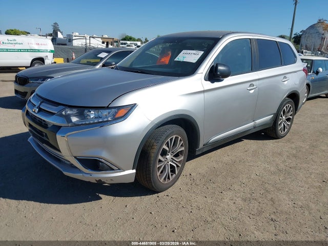 2018 MITSUBISHI OUTLANDER JA4AZ3A36JJ005536 Photo 1