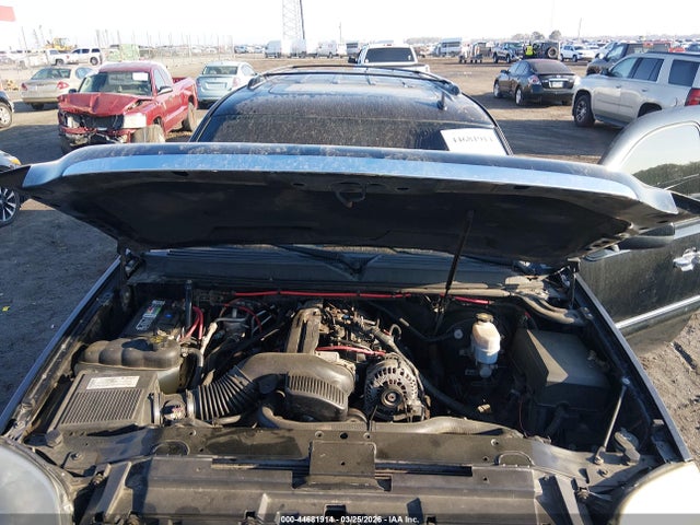 2008 Gmc Yukon Xl 1500 Denali მანქანა იყიდება აუქციონზე, vin: 1GKFK66848J209515, აუქციონის ნომერი: 44681914