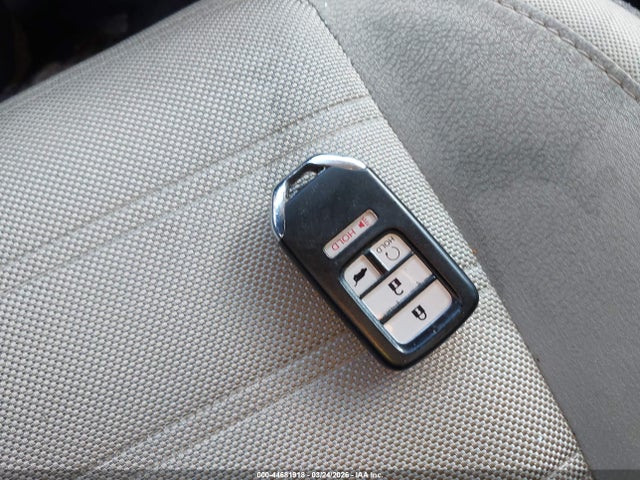 5J6RW2H59JL000039 Honda CR-V EX
