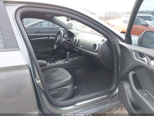 2017 Audi A3 2.0t Premium მანქანა იყიდება აუქციონზე, vin: WAUAUGFF0H1060859, აუქციონის ნომერი: 44681939
