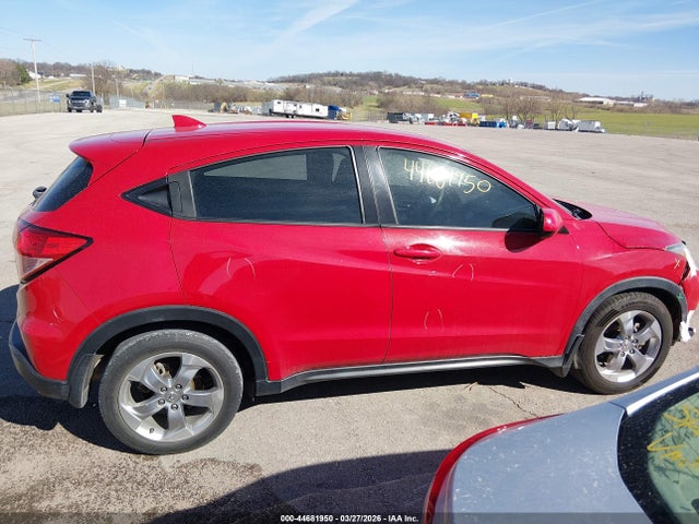 Продажа на аукционе авто 2017 Honda Hr-v Lx, vin: 3CZRU5H32HG701440, номер лота: 44681950