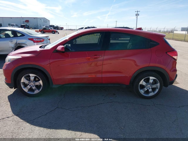 Продажа на аукционе авто 2017 Honda Hr-v Lx, vin: 3CZRU5H32HG701440, номер лота: 44681950