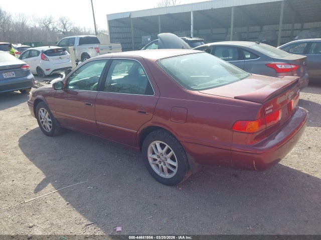 2001 TOYOTA CAMRY 4T1BF28K11U116600 Photo 2