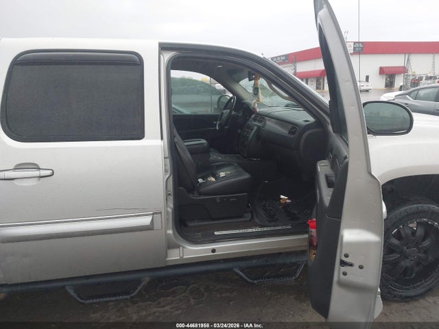 Aukcja sprzedaży 2010 Gmc Sierra 1500 Slt, vin: 3GTRKWE30AG197983, numer aukcji: 44681958