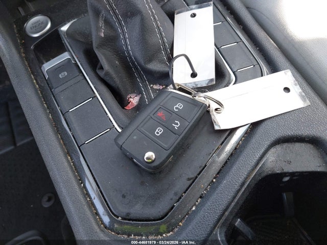 2022 Volkswagen Tiguan 2.0t S მანქანა იყიდება აუქციონზე, vin: 3VV1B7AX6NM004451, აუქციონის ნომერი: 44681979
