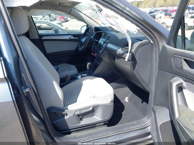 2022 Volkswagen Tiguan 2.0t S მანქანა იყიდება აუქციონზე, vin: 3VV1B7AX6NM004451, აუქციონის ნომერი: 44681979